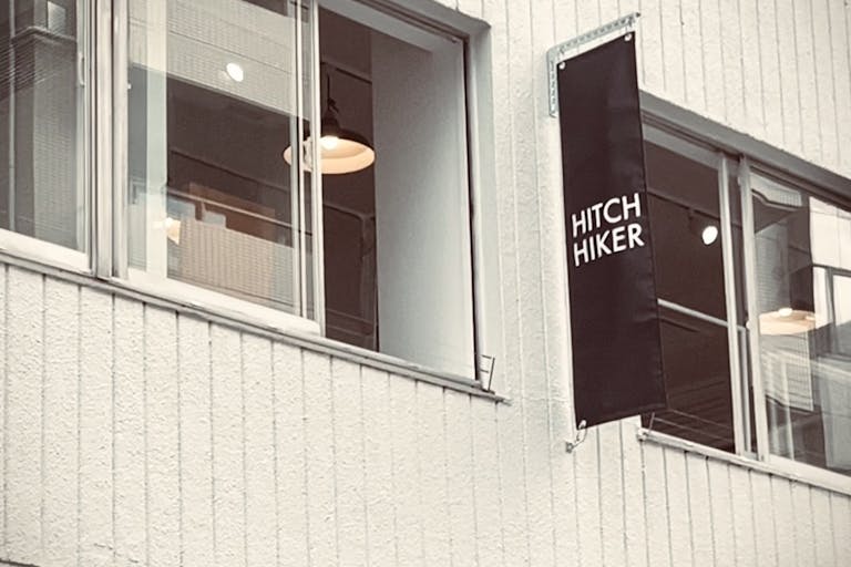 【明治神宮前駅5分】展示会・ポップアップに最適な白壁自然光が入る落書き可能なキャットストリート沿いスペースの画像20