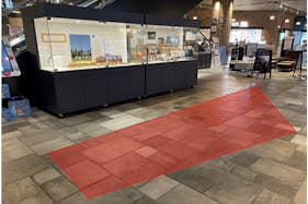 【イオンモール松本】風庭1F エスカレーター中央部(炙り牛たん万前)