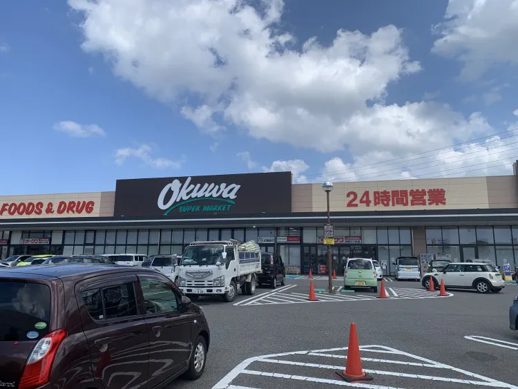 【オークワ貝塚三ツ松】プロモーションや販促イベントに適した風除室スペース