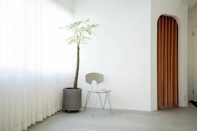 【代々木上原駅1分】展示会・撮影等に適した白壁とキッチンスペース付きスタジオ