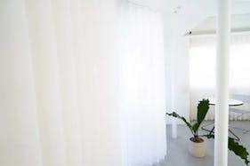 【代々木上原駅1分】展示会・撮影等に適した白壁とキッチンスペース付きスタジオ