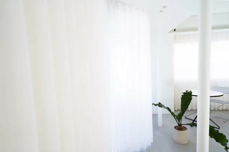 【代々木上原駅1分】展示会・撮影等に適した白壁とキッチンスペース付きスタジオの画像9