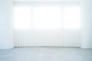 【代々木上原駅1分】展示会・撮影等に適した白壁とキッチンスペース付きスタジオ