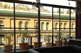 【日本橋駅5分】ダンスやヨガのワークショップに最適なアンティーク調のイベントスペース