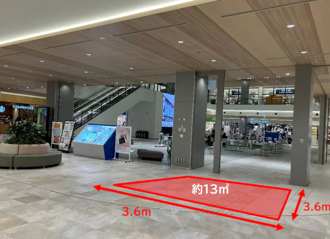 【ららぽーと門真・三井アウトレットパーク 大阪門真】1階 中央エリア西側(ロフト前)（1-4）