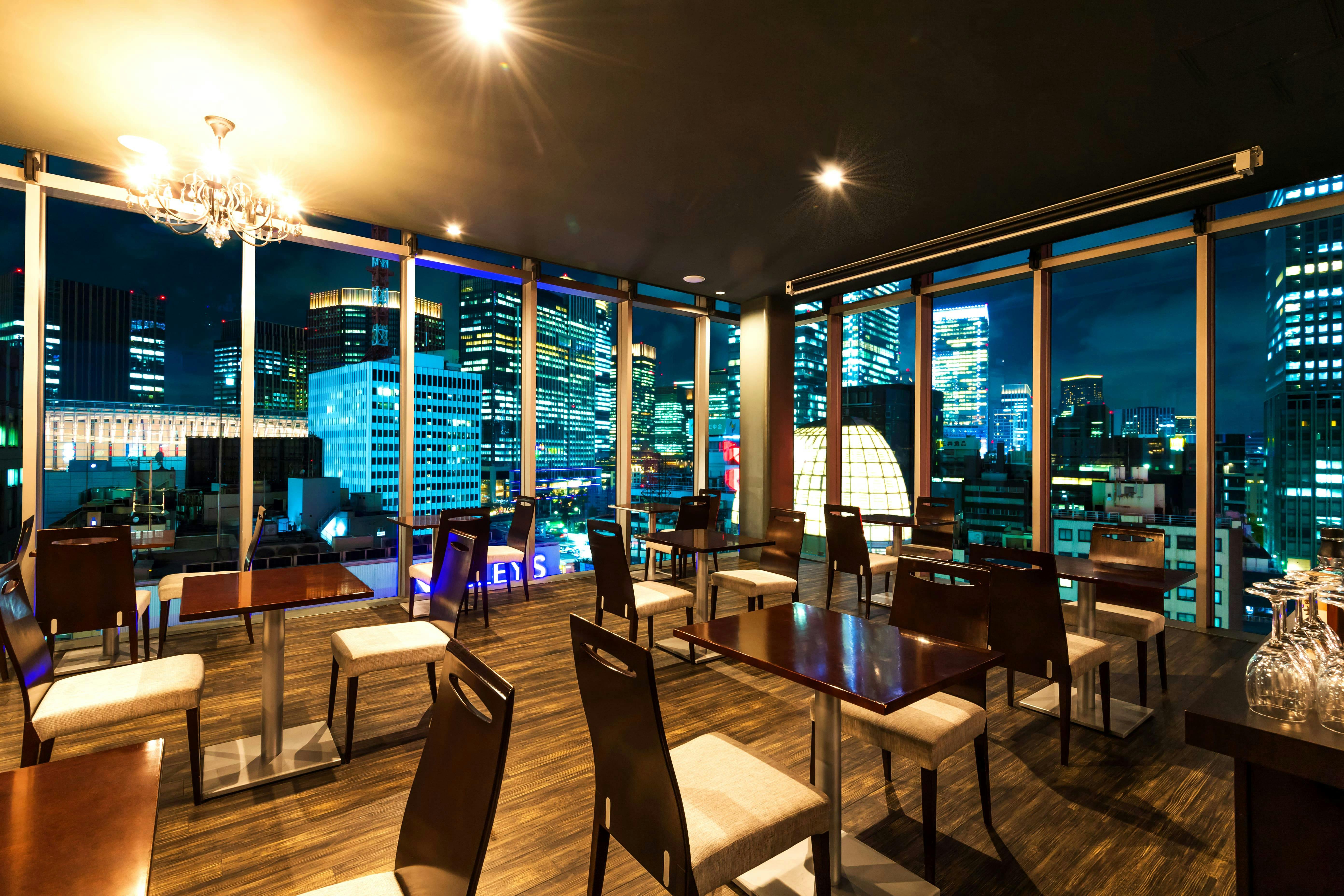 【銀座ZX夜景ラウンジ】~銀座並木通り沿い~銀座の街並み夜景を一望できる完全貸切スペース