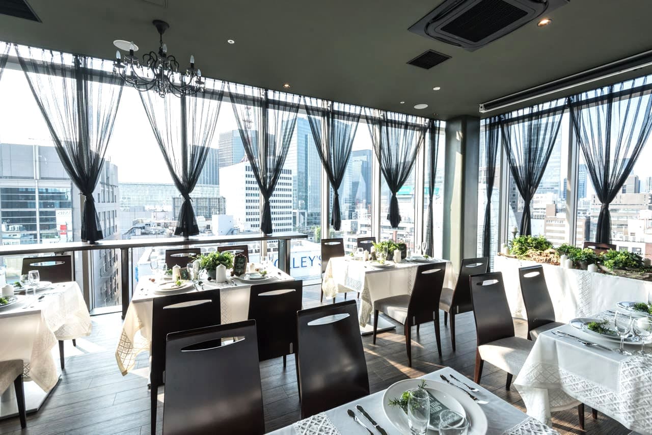 【銀座ZX夜景ラウンジ】~銀座並木通り沿い~銀座の街並み夜景を一望できる完全貸切スペース