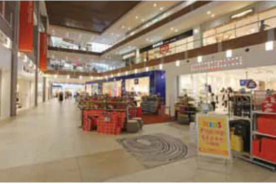 【イオンモール沖縄ライカム】2F アクアEV前広場