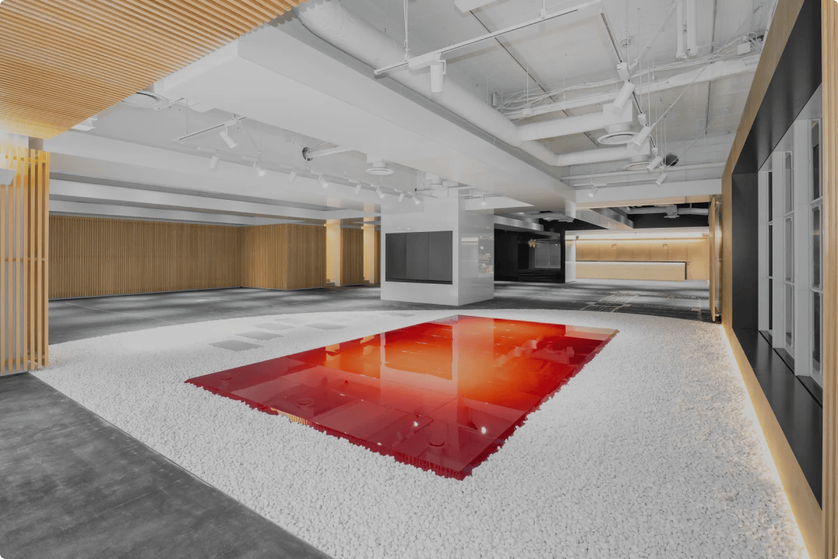 【銀座駅3分】数寄屋橋交差点すぐの路面にあるプロモーションに最適なレンタルスペース(一部貸しB )