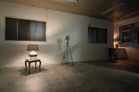 【目黒区下目黒エリア】路面1階と2階の2フロア、アートギャラリー、撮影会に適したレトロな雰囲気が特徴的な空間