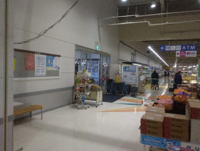 【イオンスーパーセンター美郷】食品入口横催事場 販促プロモーションや物販に最適なスーパー店内催事イベントスペース