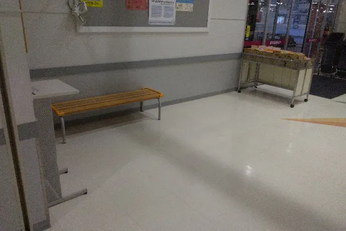 【イオンスーパーセンター美郷】食品入口横催事場 販促プロモーションや物販に最適なスーパー店内催事イベントスペース