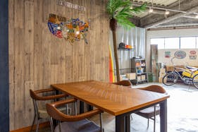 【鶯谷駅9分】車・バイク搬入可能!展示会やイベントに適した24時間利用可能なガレージ風スペース