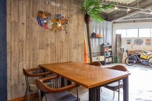 【鶯谷駅9分】車・バイク搬入可能!展示会やイベントに適した24時間利用可能なガレージ風スペース