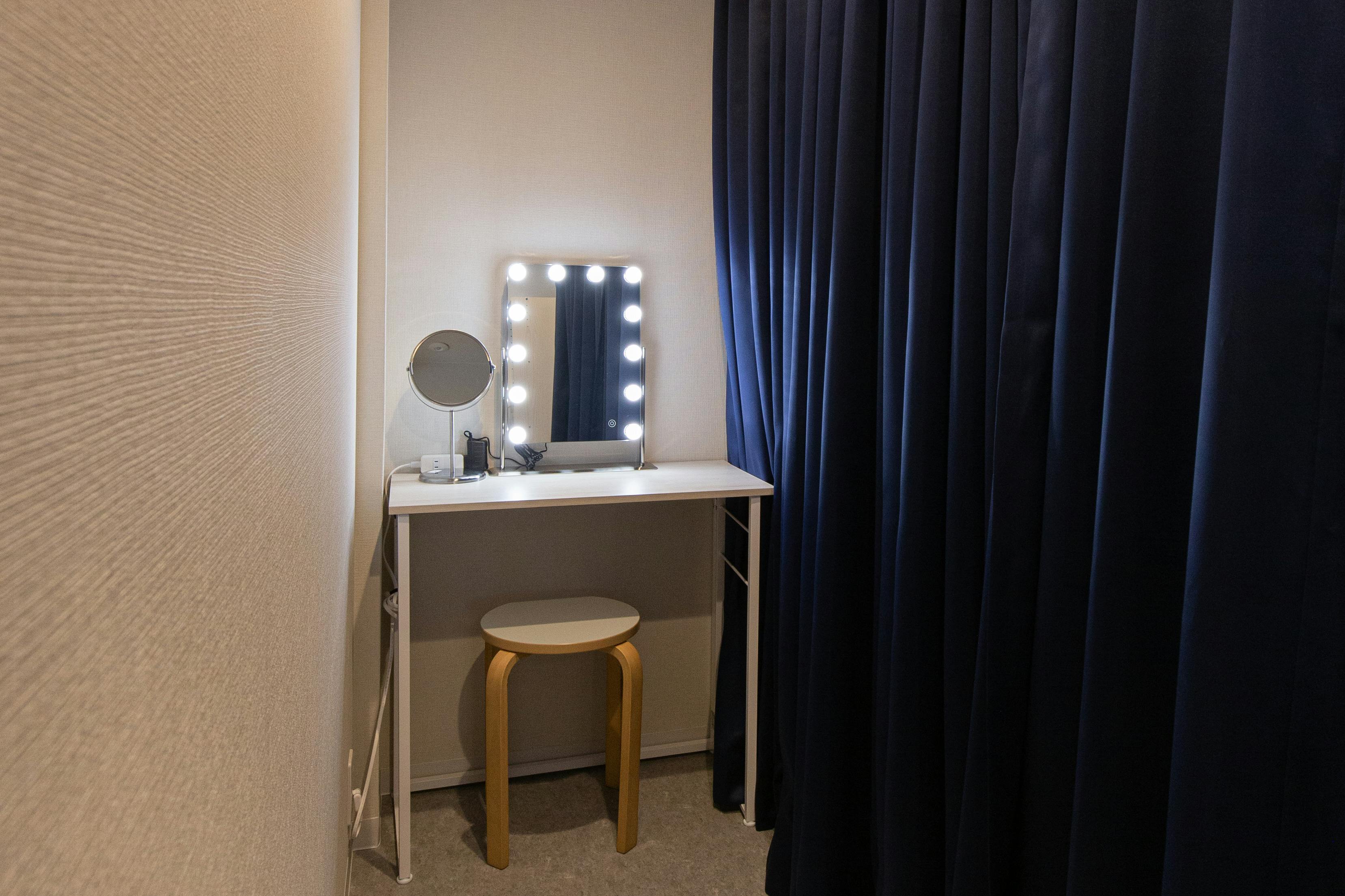 【鶯谷駅9分】車・バイク搬入可能!展示会やイベントに適した24時間利用可能なガレージ風スペース