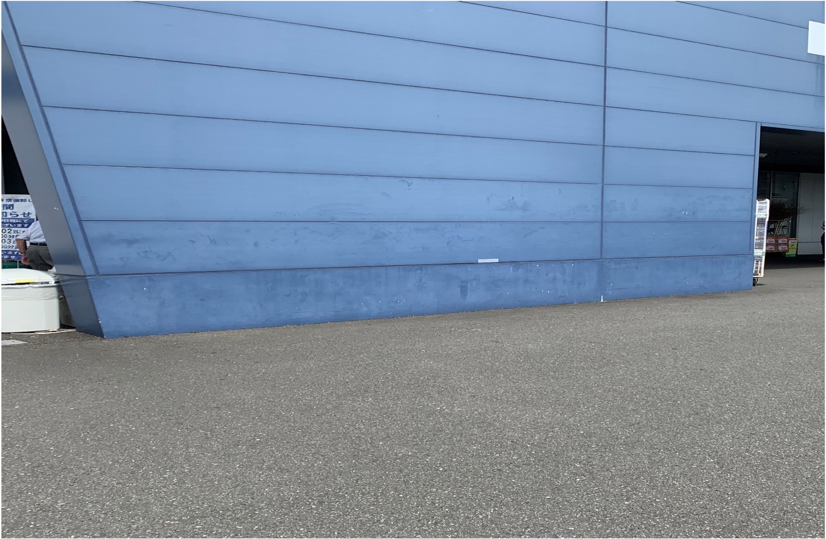 【スーパーセンタートライアル新富店】キッチンカー（調理営業）出店限定/屋外スペース