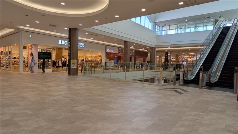 【イオンモール名取】3Fあおばコート(西側)