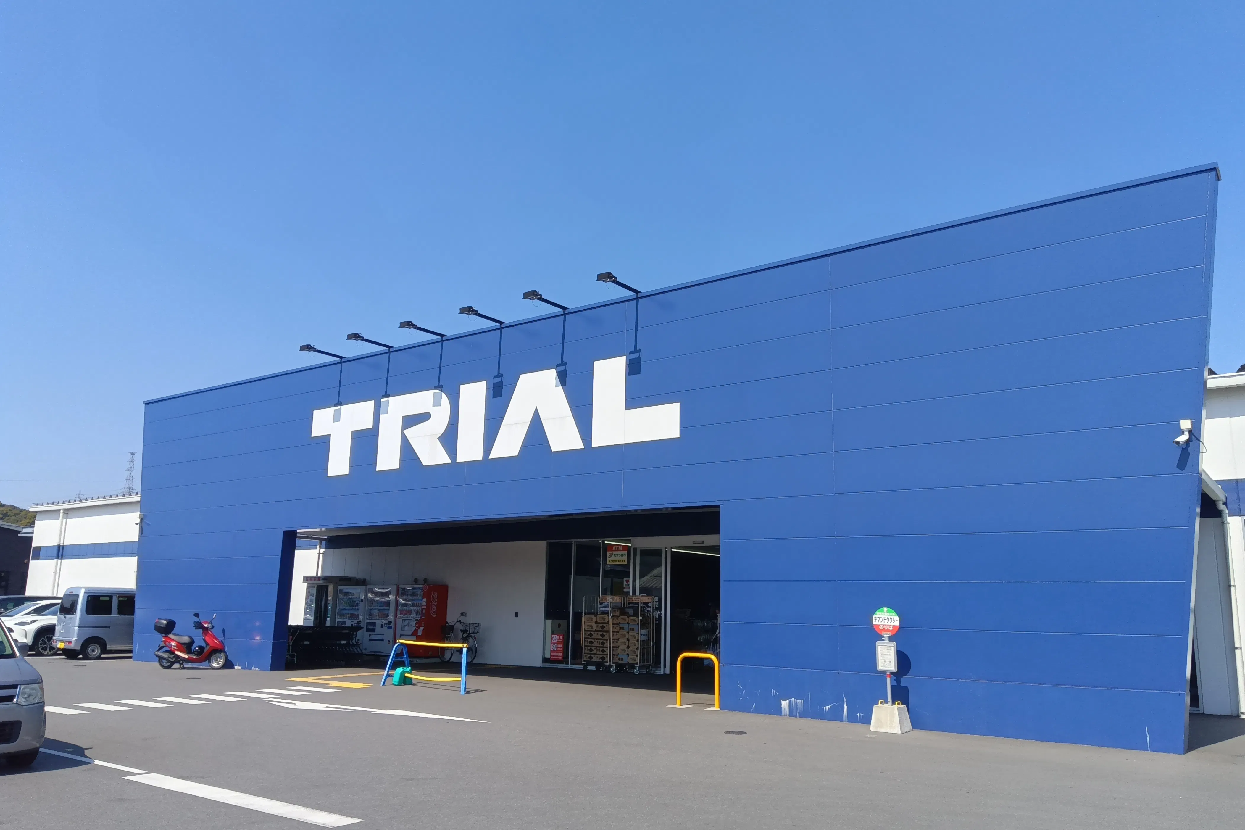 【スーパーセンタートライアル宮田店】キッチンカー(調理営業)出店限定/屋外 Ⓐキッチンカースペース