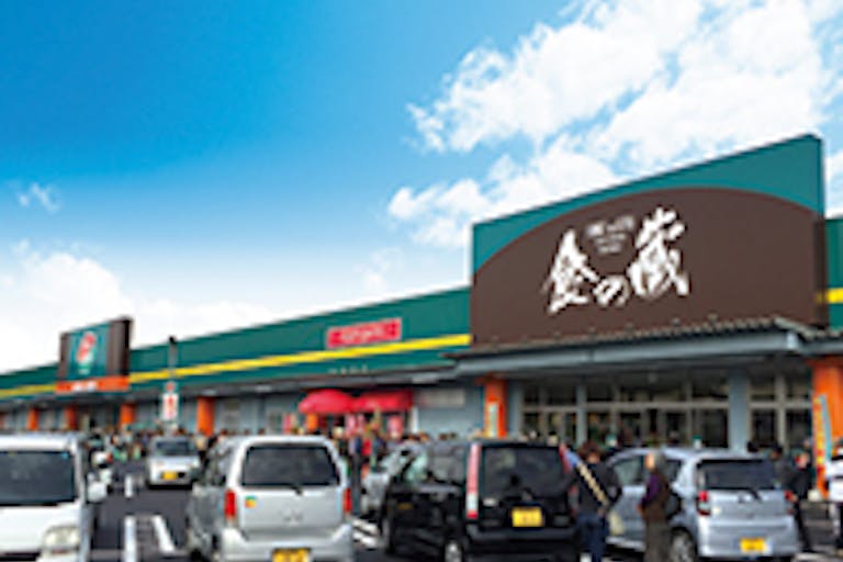 【HIヒロセスーパーコンボ臼杵店】プロモーションイベントに最適なホームセンターのホームセンター側入口スペースの画像1