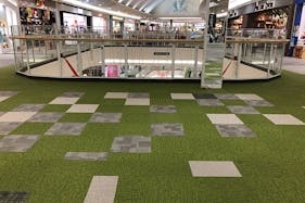 【イオンモール高崎】専門店街3F モクイクひろば前