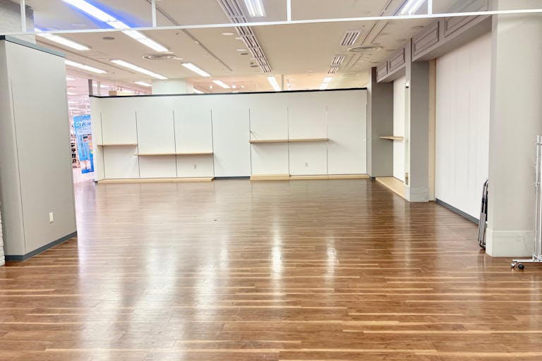 【イオン茅ヶ崎中央】展示会やポップアップストアに適したショッピングモール2階にあるバックヤード付のイベントスペースの画像7