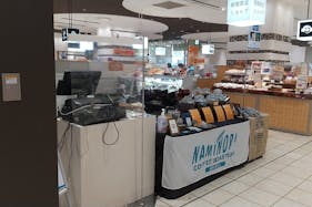 【マルイファミリー溝口】1階 カレンダリウムF04【食物販】入口すぐ、導線・人通り良好な食物販向けスペース