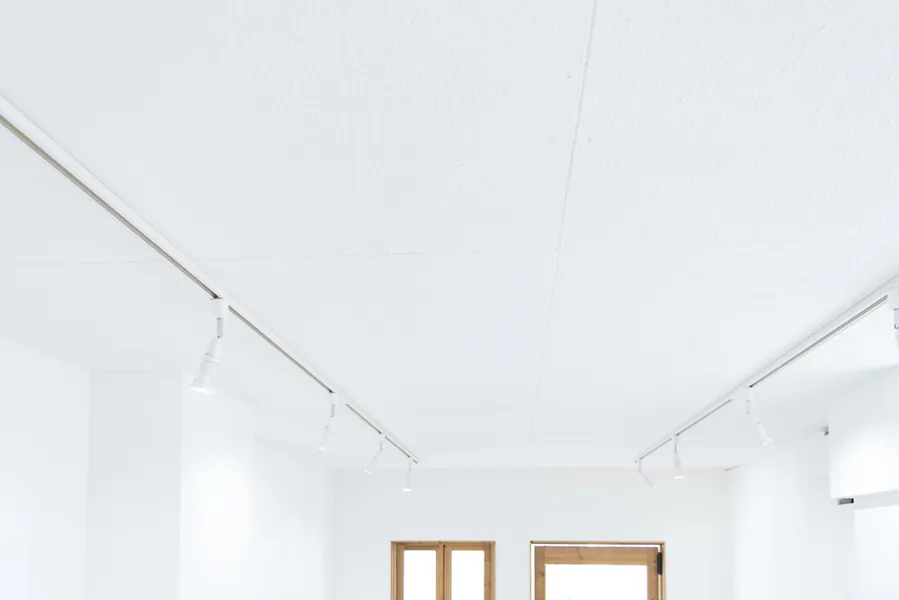 【矢場町駅5分】展示会やポップアップストアに最適な視認性抜群な白を基調とした路面レンタルスペースの画像7