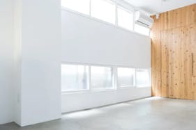 【矢場町駅5分】展示会やポップアップストアに最適な視認性抜群な白を基調とした路面レンタルスペース