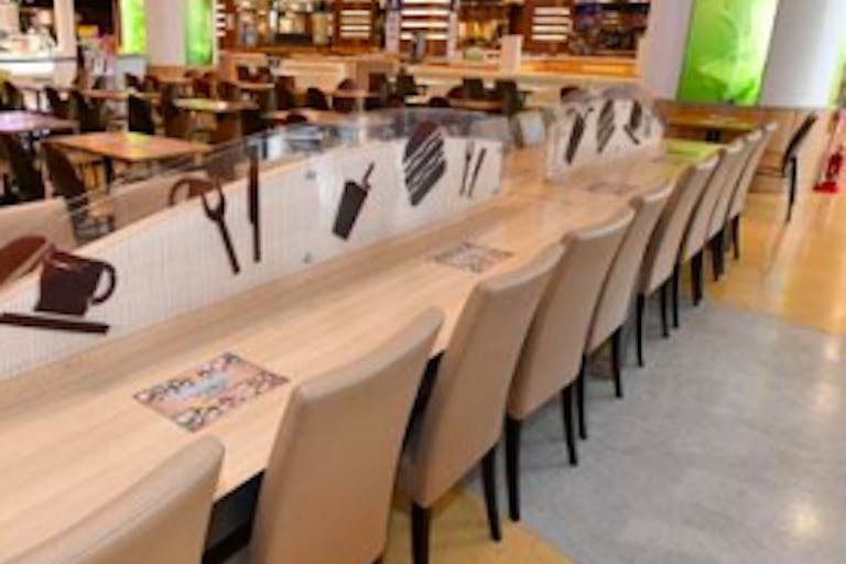 【イオンモール沖縄ライカム】モール内広告 フードコート紙コップの画像1