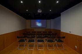 【江坂駅2分】ポップアップストアや展示会に最適な駅チカで木のぬくもりを感じられる使いやすいレンタルスペース