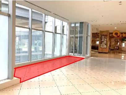 【あべのキューズモール】「⑭3F スカイコート横」ファミリー向けのプロモーションイベントや小規模物販に最適なフードコート前催事スペース