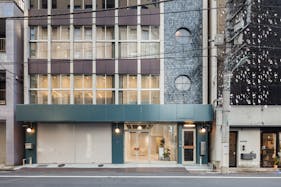 【東日本橋駅3分】アパレルのスチール撮影、アート展等のギャラリー用途、ポップアップストアやアパレルの展示会に最適な路面のレンタルスペース