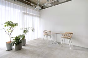 【東日本橋駅3分】アパレルのスチール撮影、アート展等のギャラリー用途、ポップアップストアやアパレルの展示会に最適な路面のレンタルスペース