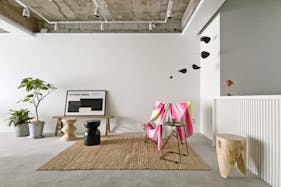 【東日本橋駅3分】アパレルのスチール撮影、アート展等のギャラリー用途、ポップアップストアやアパレルの展示会に最適な路面のレンタルスペース