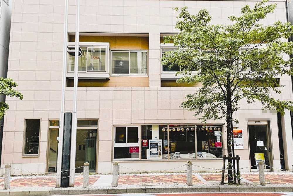 2F建て建物外観