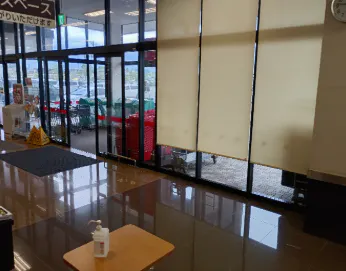 【マックスバリュ石鳥谷店】くつろぎスペースの一部 販促プロモーションに最適なスーパー店内催事イベントスペース