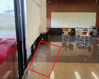 【マックスバリュ石鳥谷店】くつろぎスペースの一部 販促プロモーションに最適なスーパー店内催事イベントスペース