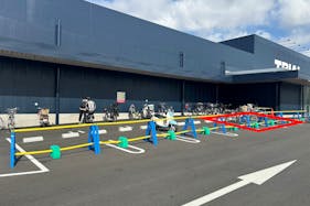 【メガセンタートライアル大府店】キッチンカー(調理営業)出店限定/屋外スペース【電源準備中の為発電機などご準備下さい】