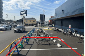 【メガセンタートライアル大府店】キッチンカー(調理営業)出店限定/屋外スペース【電源準備中の為発電機などご準備下さい】