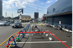 【メガセンタートライアル大府店】キッチンカー(調理営業)出店限定/屋外スペース【電源準備中の為発電機などご準備下さい】