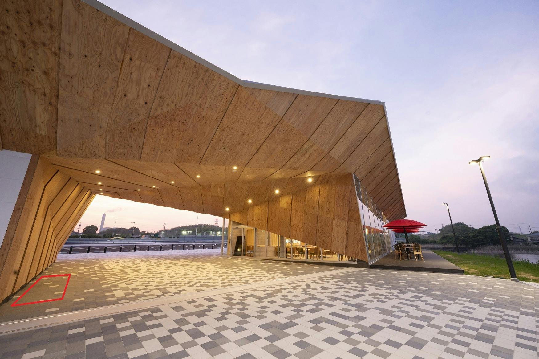 【新設大府下りパーキングエリア】プロモーションや食物販での出店に利用可能な屋外スペース