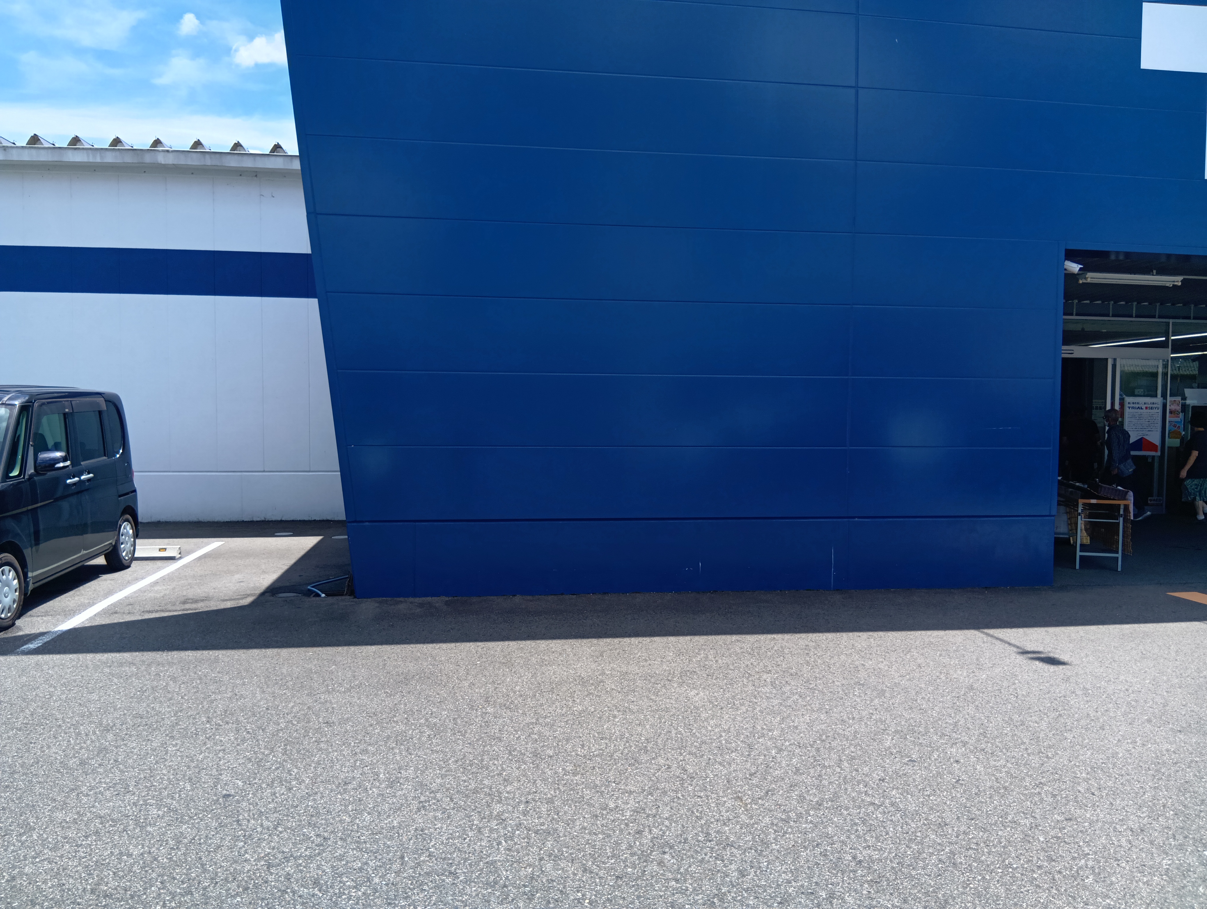 【スーパーセンタートライアル関店】キッチンカー（調理営業）出店限定/屋外スペース