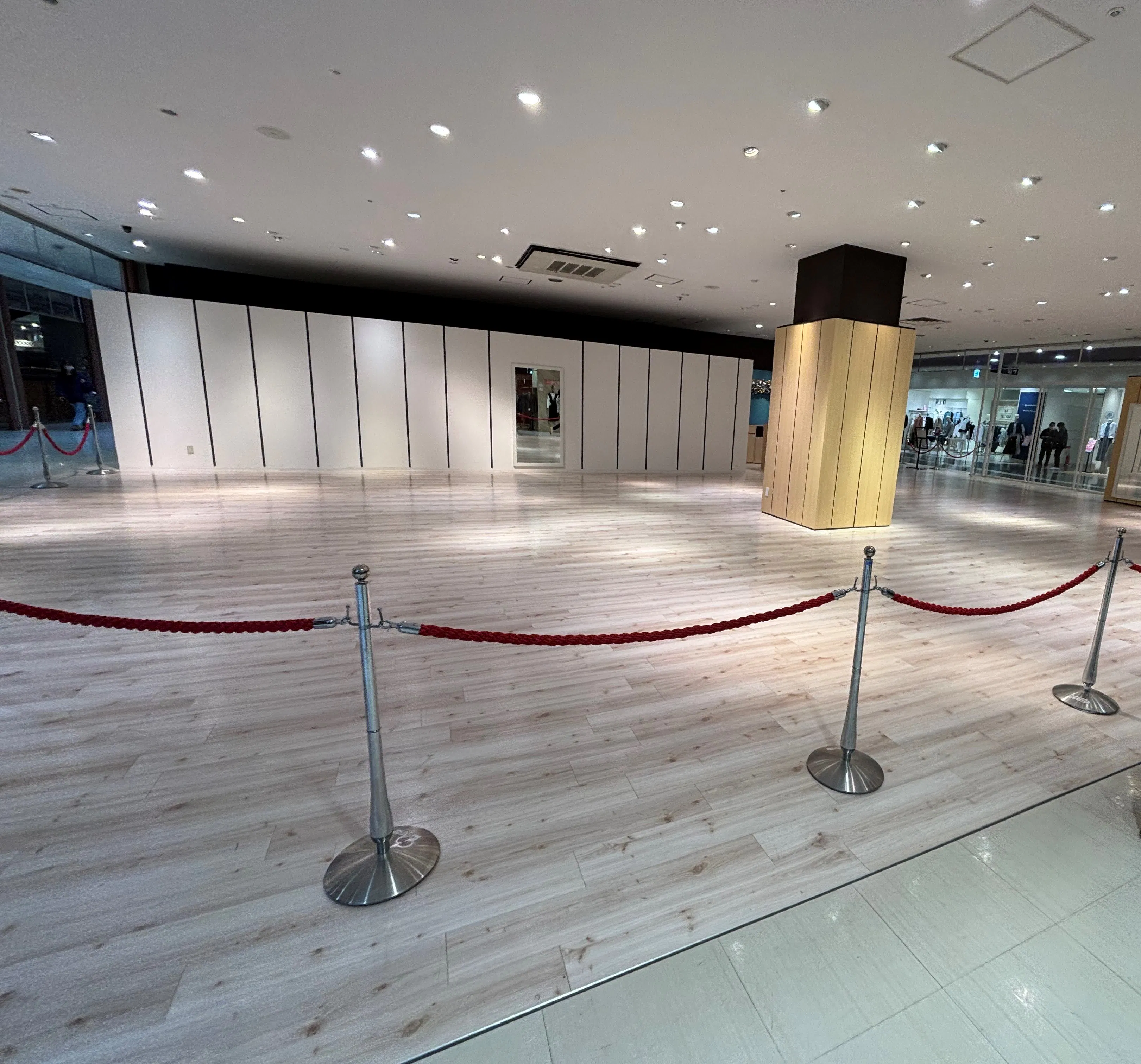 【イオンモール桑名*】1番街2FGILD前