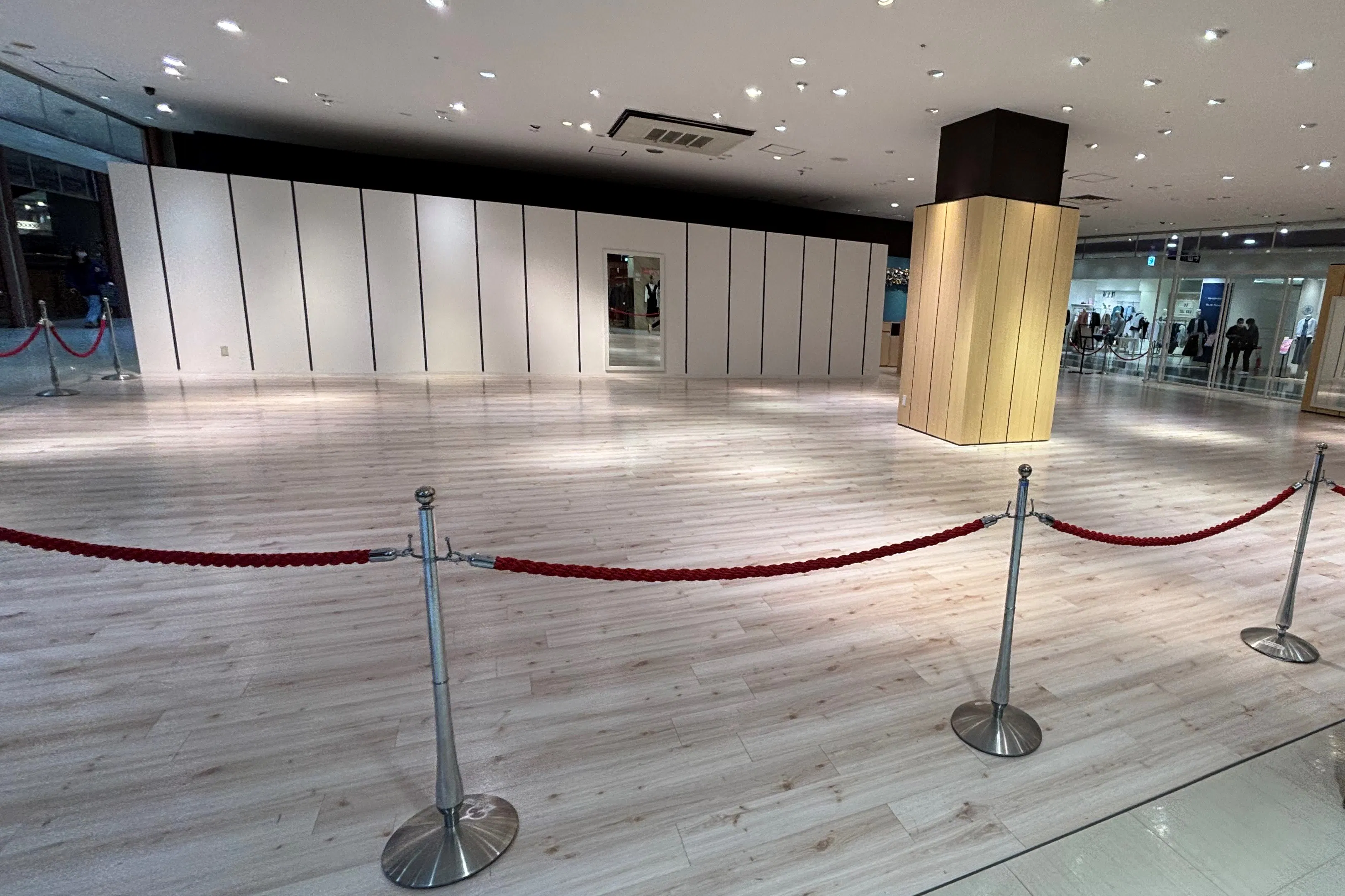 【イオンモール桑名*】1番街2FGILD前