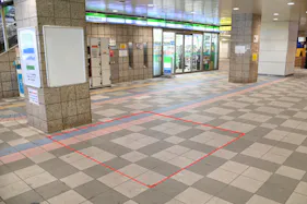 【新越谷駅】新越谷駅1階自由通路