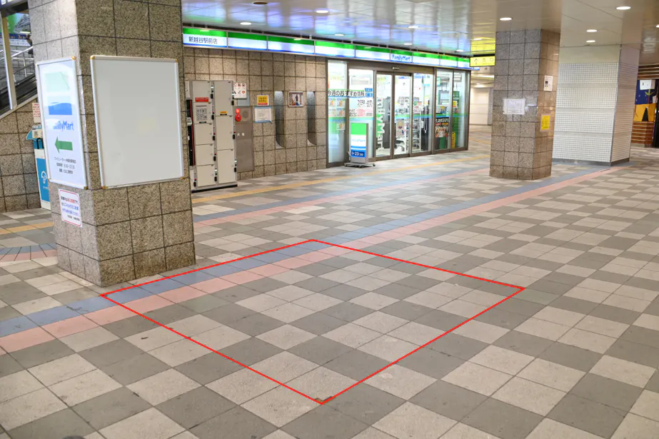 【新越谷駅】新越谷駅1階自由通路