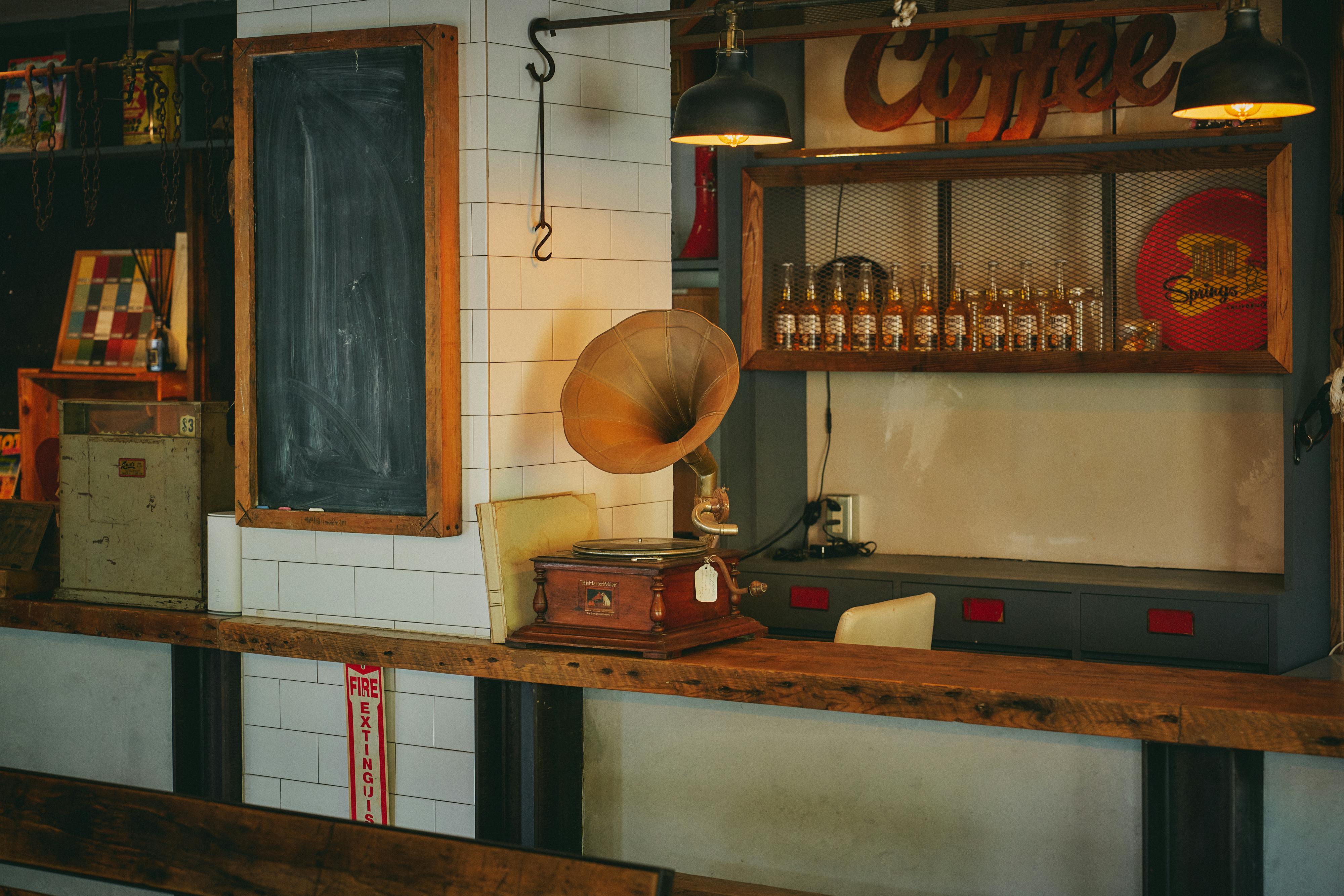 【木更津市】アパレル・アート系の展示会や撮影会等に最適なカリフォルニアインダストリアルスタイルが特徴なレンタルスペース