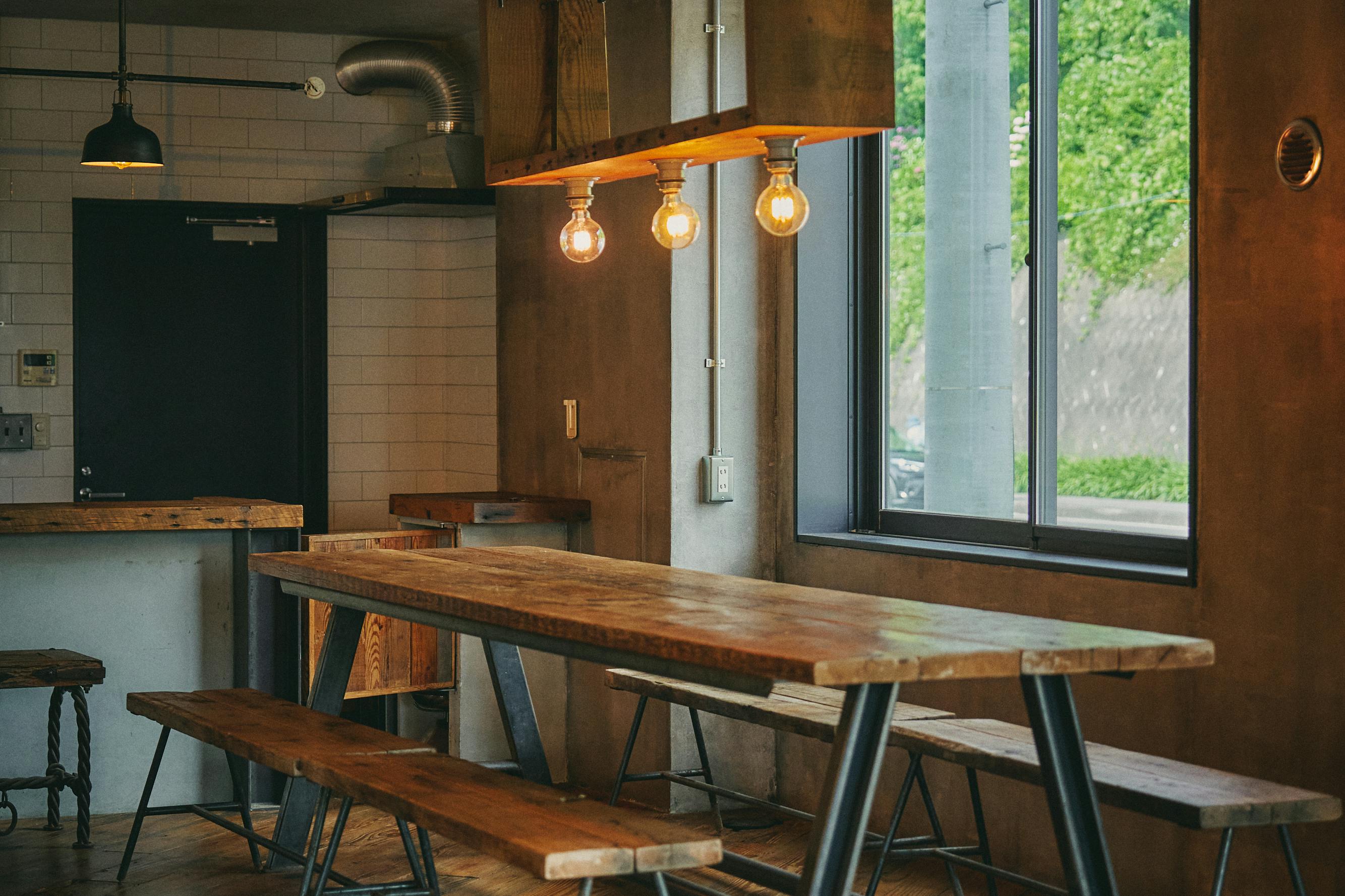 【木更津市】アパレル・アート系の展示会や撮影会等に最適なカリフォルニアインダストリアルスタイルが特徴なレンタルスペース