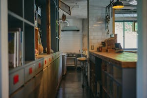 【木更津市】アパレル・アート系の展示会や撮影会等に最適なカリフォルニアインダストリアルスタイルが特徴なレンタルスペース