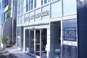 【表参道駅3分】アパレルの展示受注会におすすめ!セレクトショップ併設のミニマルな路面ギャラリー